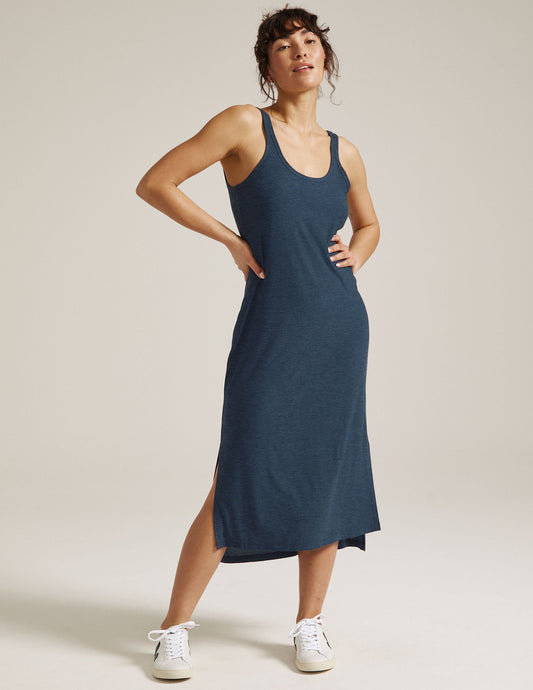 Ultra-Light Scoop Neck Midi Dress with Side Slits and High-Low Hem