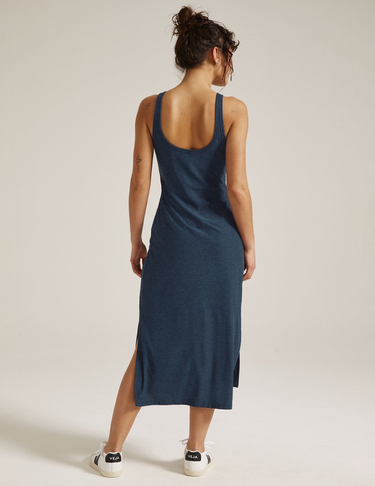 Ultra-Light Scoop Neck Midi Dress with Side Slits and High-Low Hem