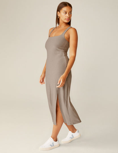 Effortless Featherweight Square Neck Midi Dress with Side Slit Comfort