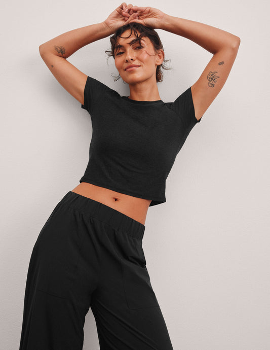 Ultra-Soft Featherweight Cropped Tee for Women, Lightweight Activewear Top