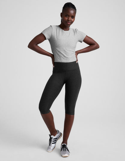 Beyond Yoga Featherweight Cropped Tee: Ultra-Soft, 90s-Inspired Comfort Top