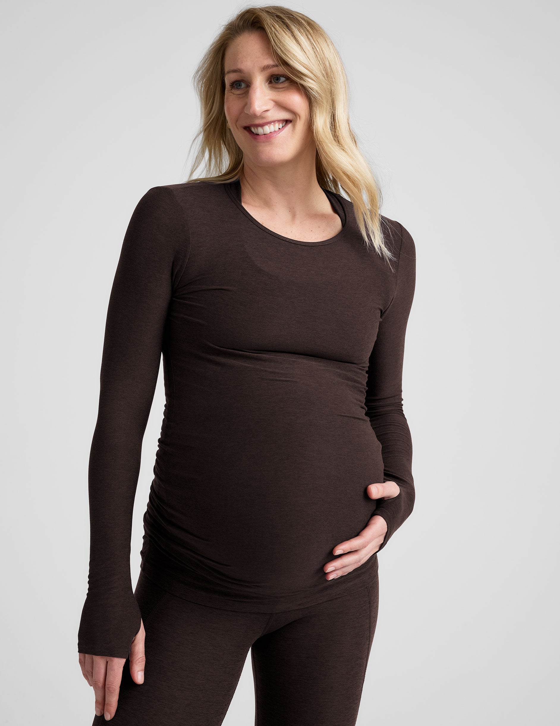 Soft Featherweight Crew Neck Maternity Pullover Top with Thumbholes