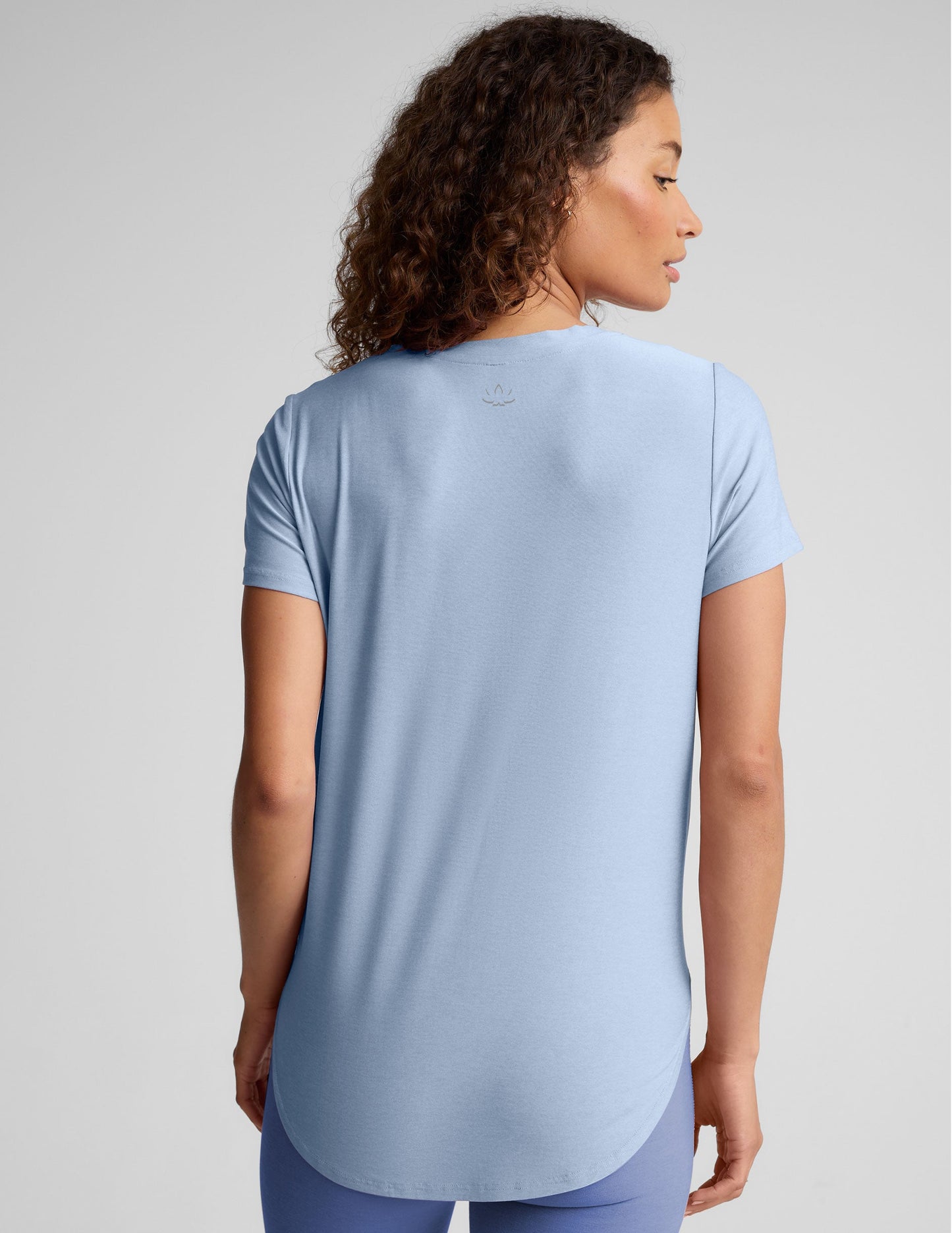 Beyond Yoga Featherweight Blue Zen Heather Relaxed Fit Short Sleeve Tee