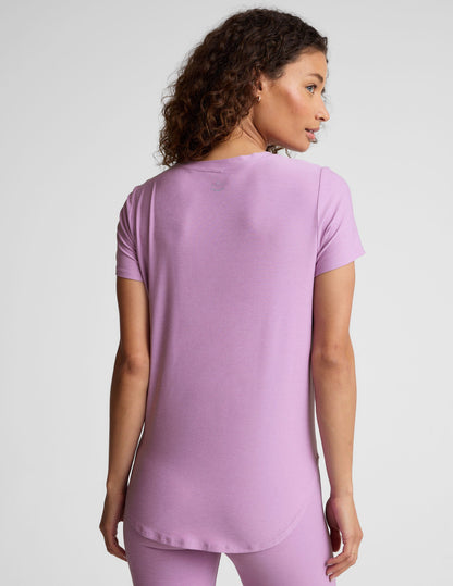 Ultra-Soft Featherweight Lilac Petal Heather Scoop Neck Tee | Beyond Yoga