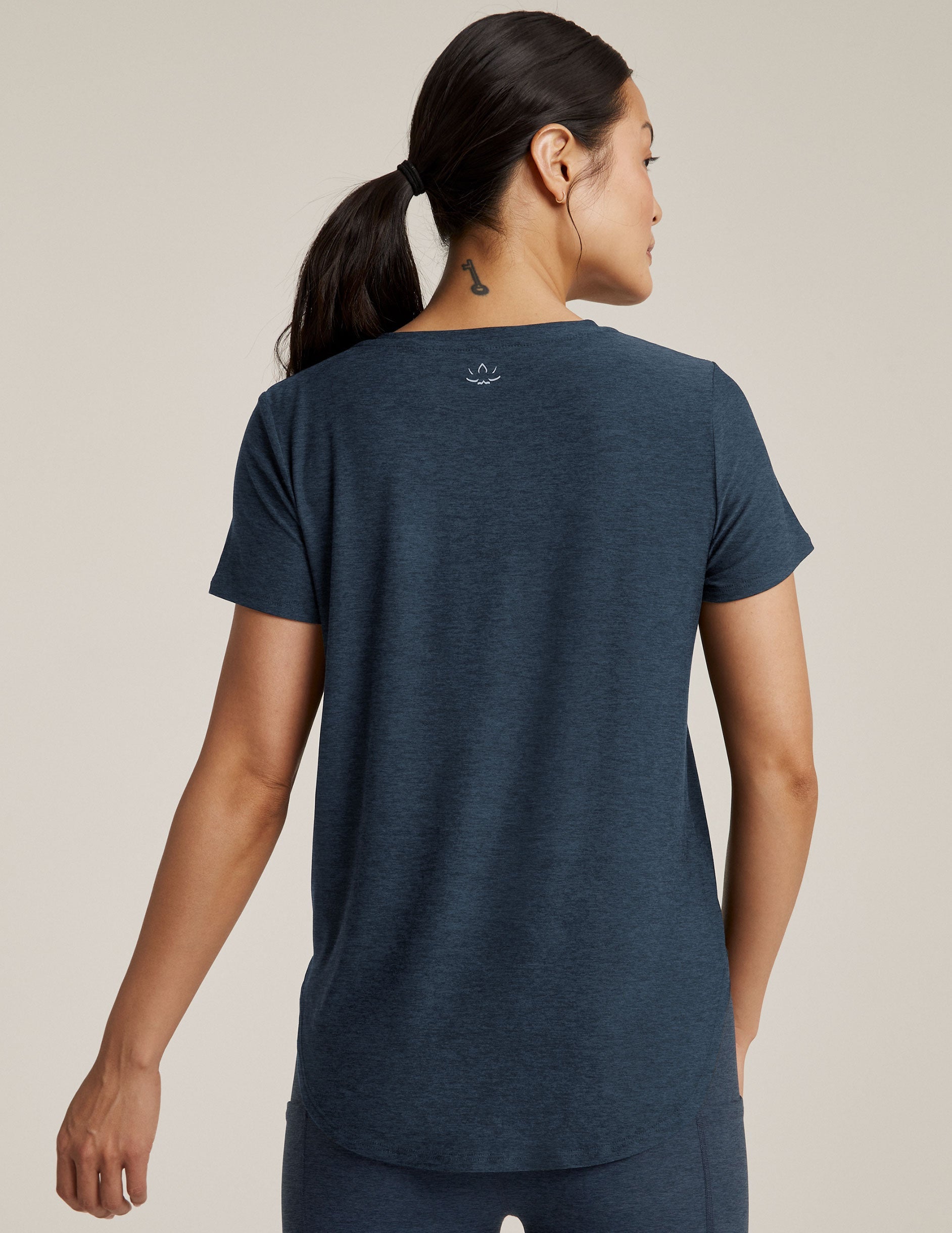 Beyond Yoga Featherweight Spacedye Relaxed Fit Tee with Curved Hem