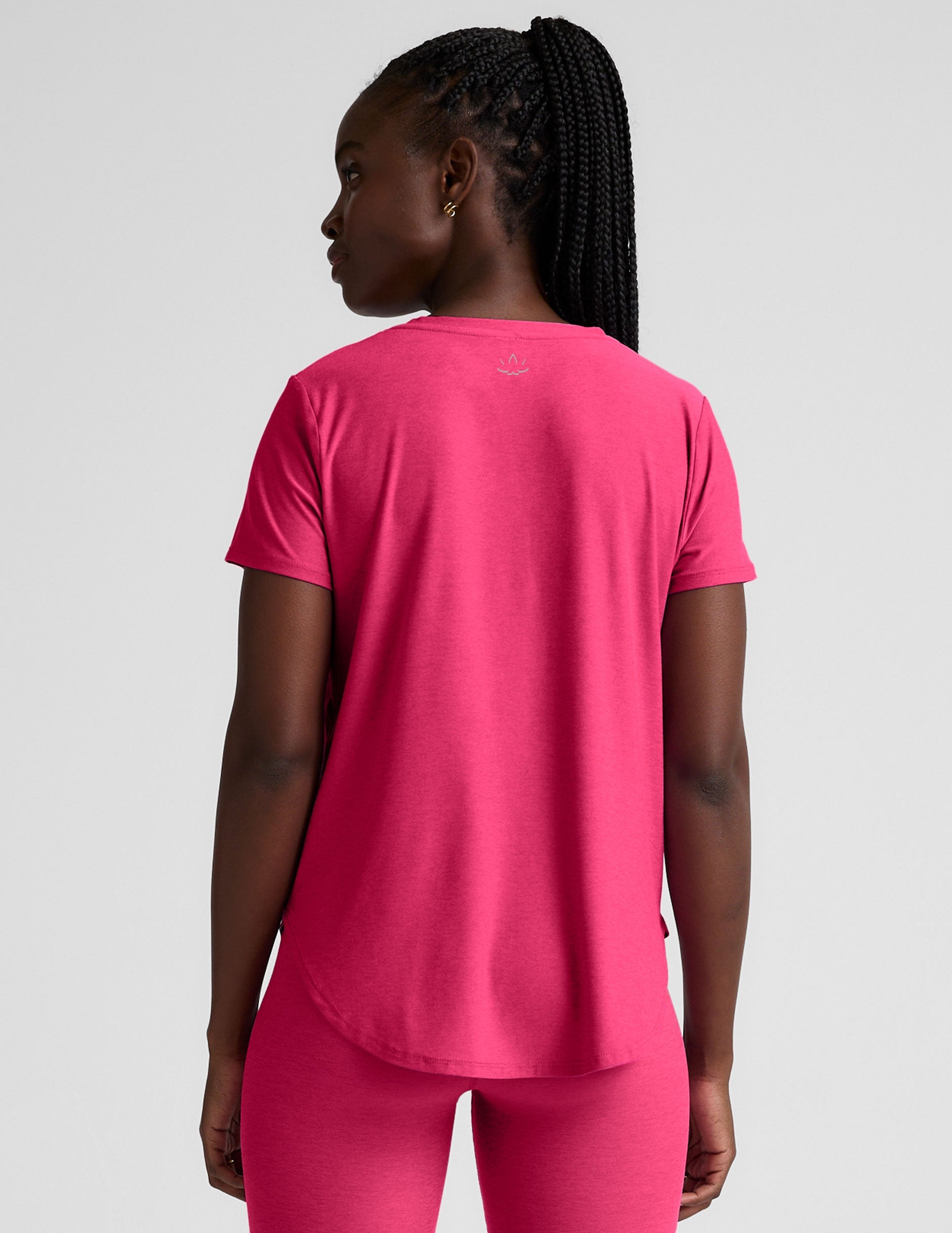 Soft Featherweight Spacedye Relaxed Fit Short Sleeve Tee for Everyday Comfort