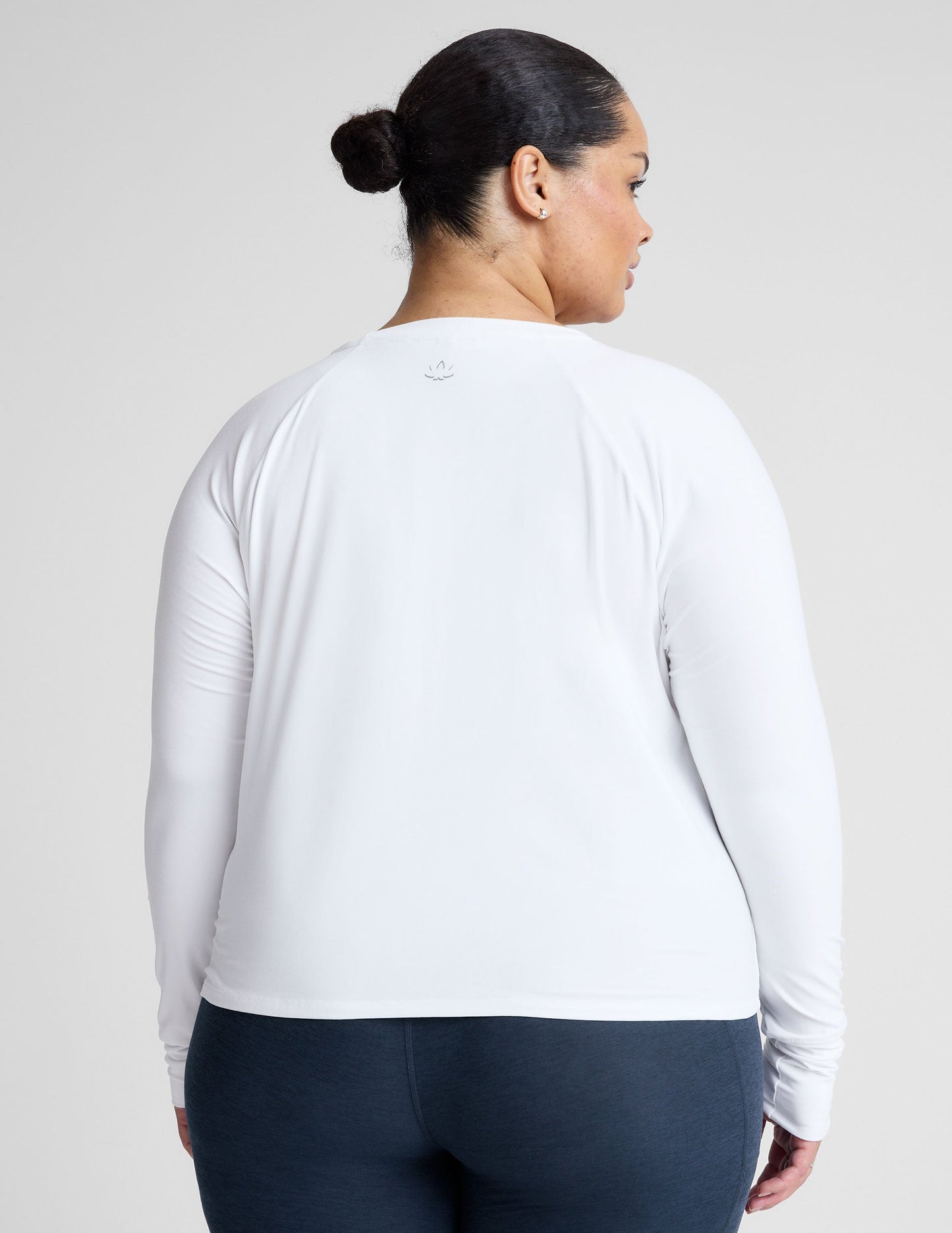 Ultra-Soft Featherweight Daydreamer Pullover: Comfortable Crew Neck Long Sleeve Top