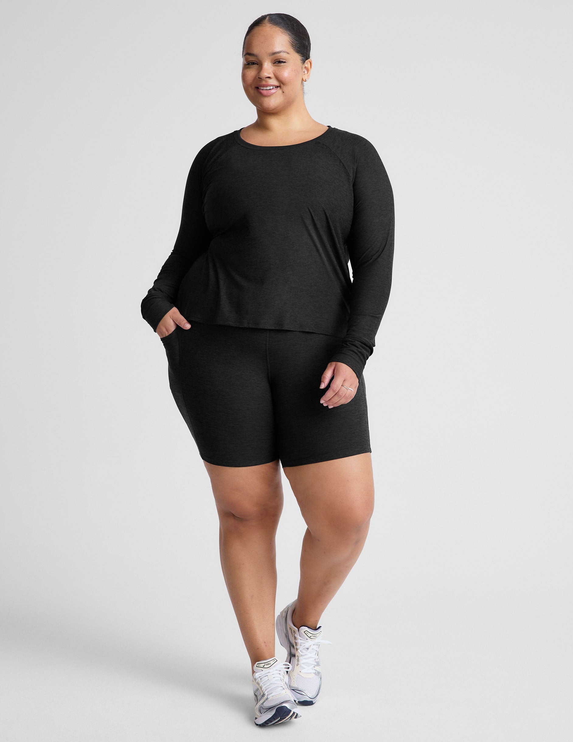 Featherweight Daydreamer Soft Long Sleeve Pullover Top for Women Everyday Comfort