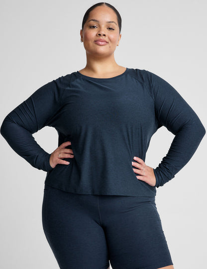 Featherweight Daydreamer Pullover: Soft, Lightweight Long Sleeve Crew Neck Top