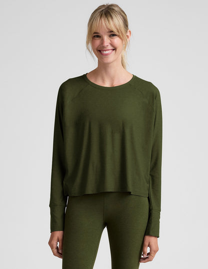 Featherweight Soft Daydreamer Pullover: Relaxed Fit Long Sleeve Crew Neck Top