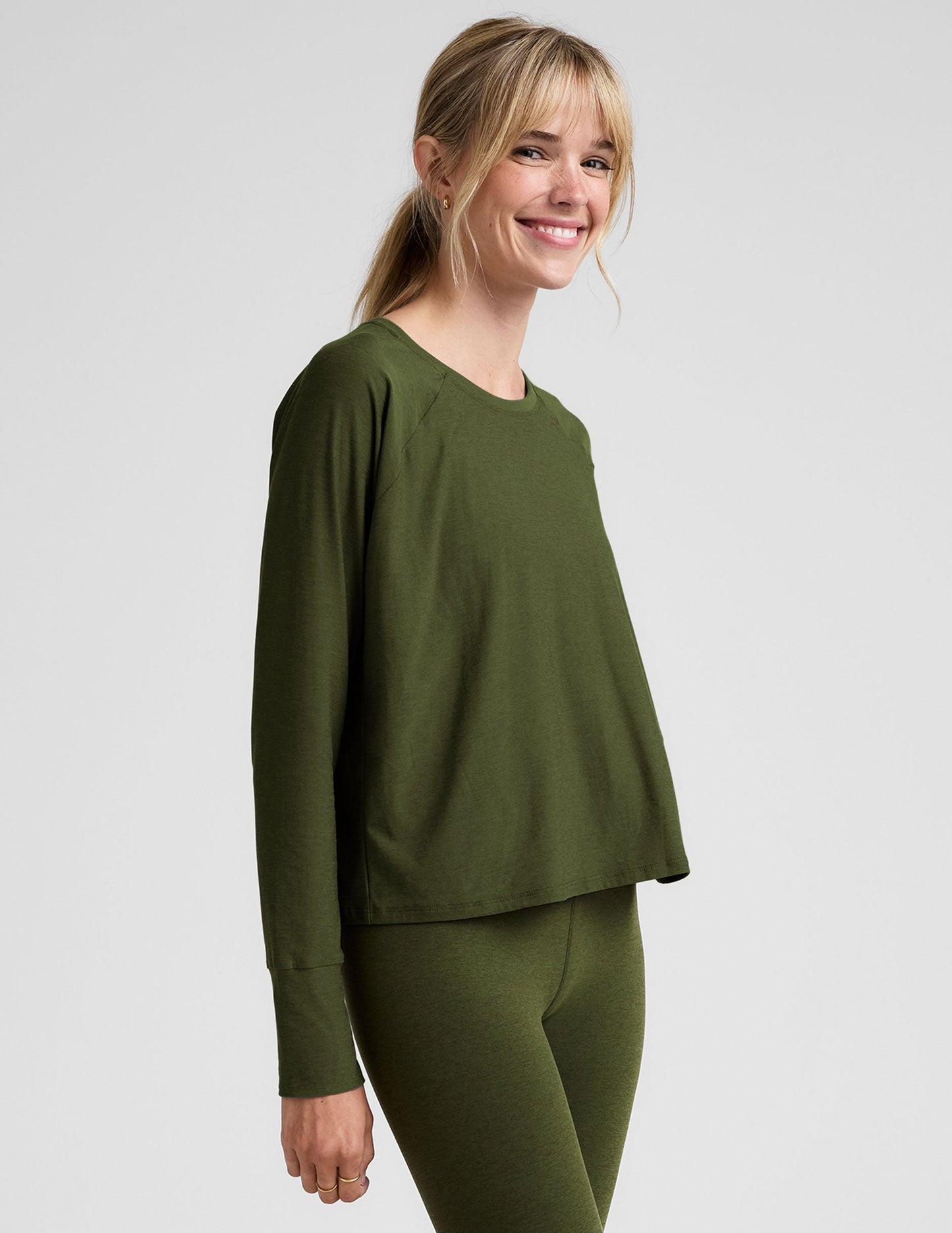 Featherweight Soft Daydreamer Pullover: Relaxed Fit Long Sleeve Crew Neck Top