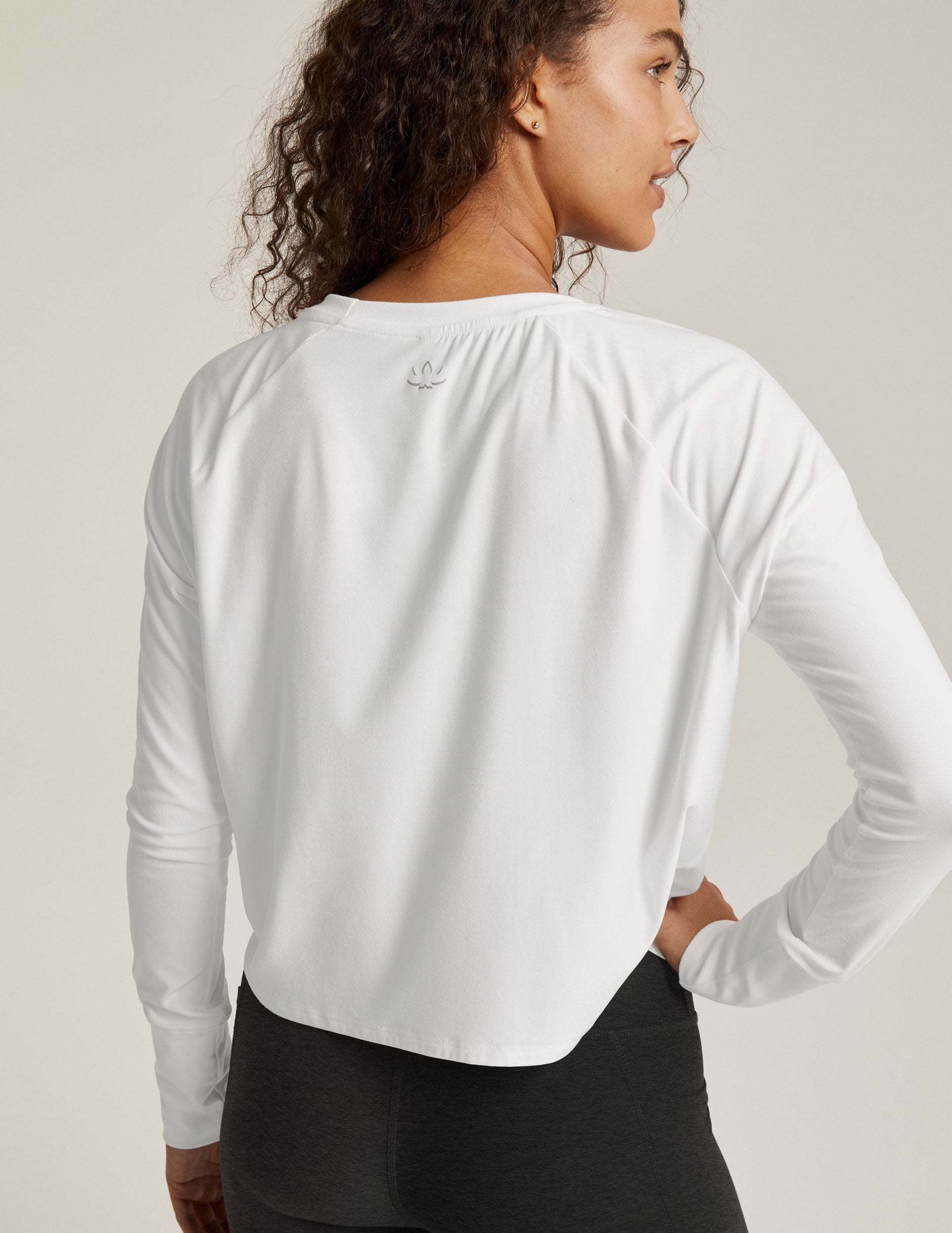 Ultra-Soft Featherweight Daydreamer Pullover: Comfortable Crew Neck Long Sleeve Top