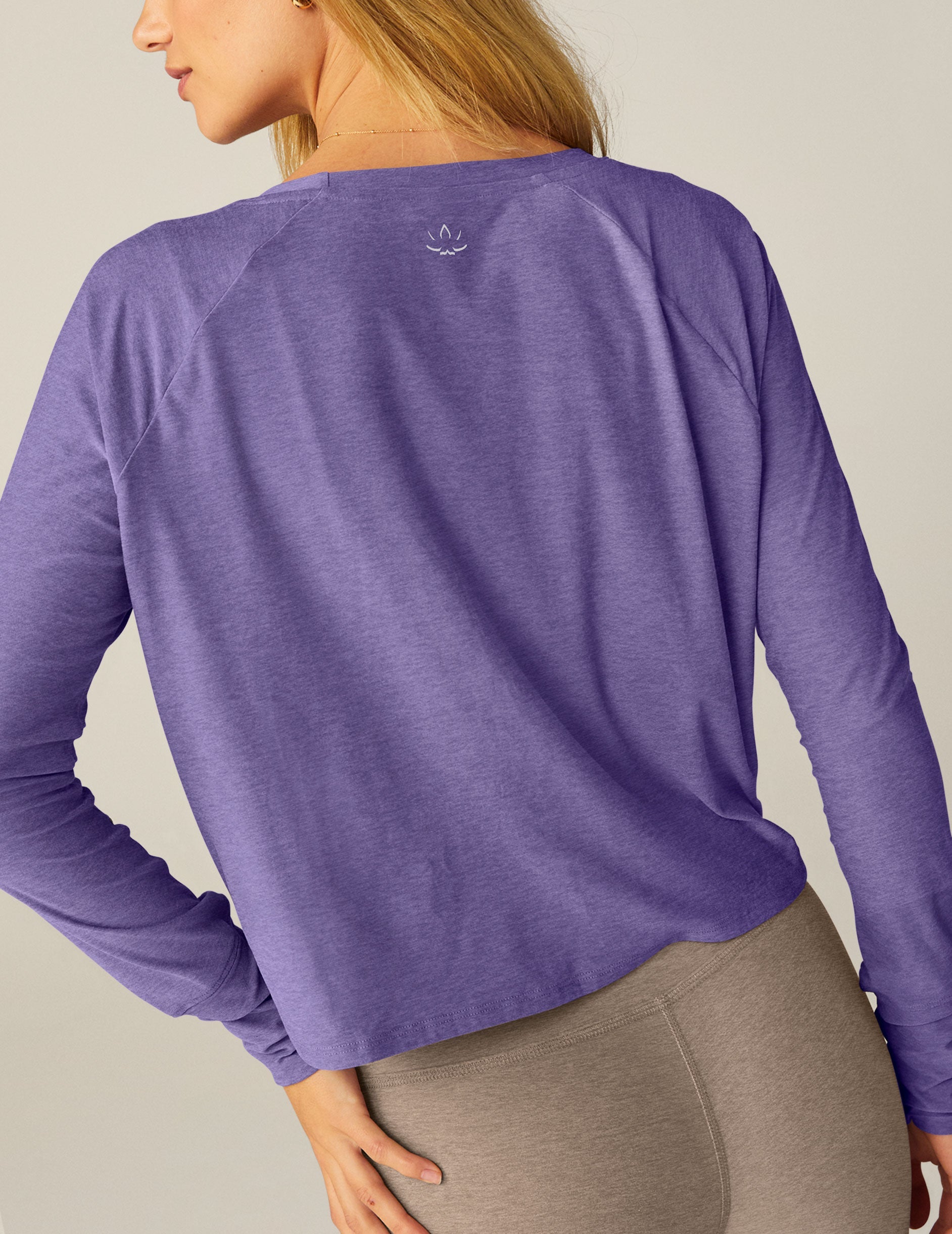 Ultra-Soft Featherweight Daydreamer Pullover: Comfortable Crew Neck Long Sleeve Top