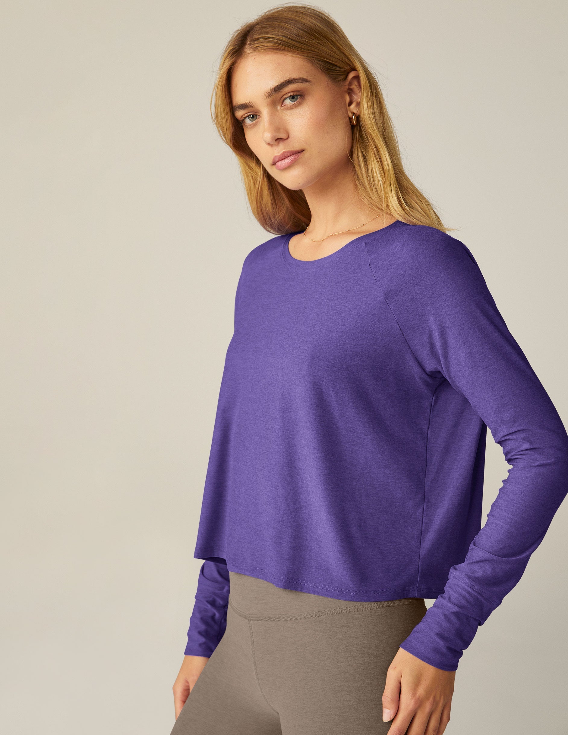 Featherweight Daydreamer Ultra-Soft Lightweight Long Sleeve Pullover for Ultimate Comfort