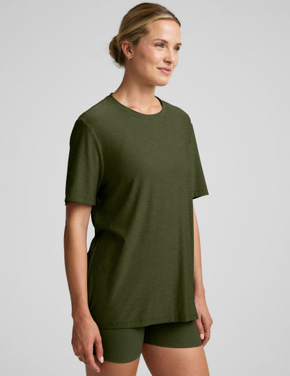 Soft Lightweight Oversized Crew Tee for Women - Comfortable Everyday Wear