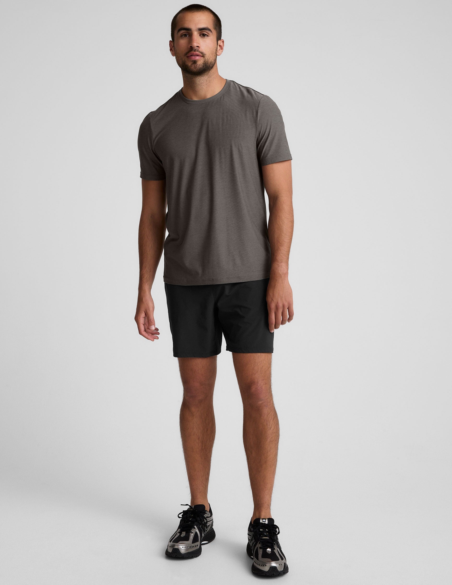 Beyond Yoga Men's Featherweight Crew Neck Tee: Ultimate Comfort, Ribbed Style