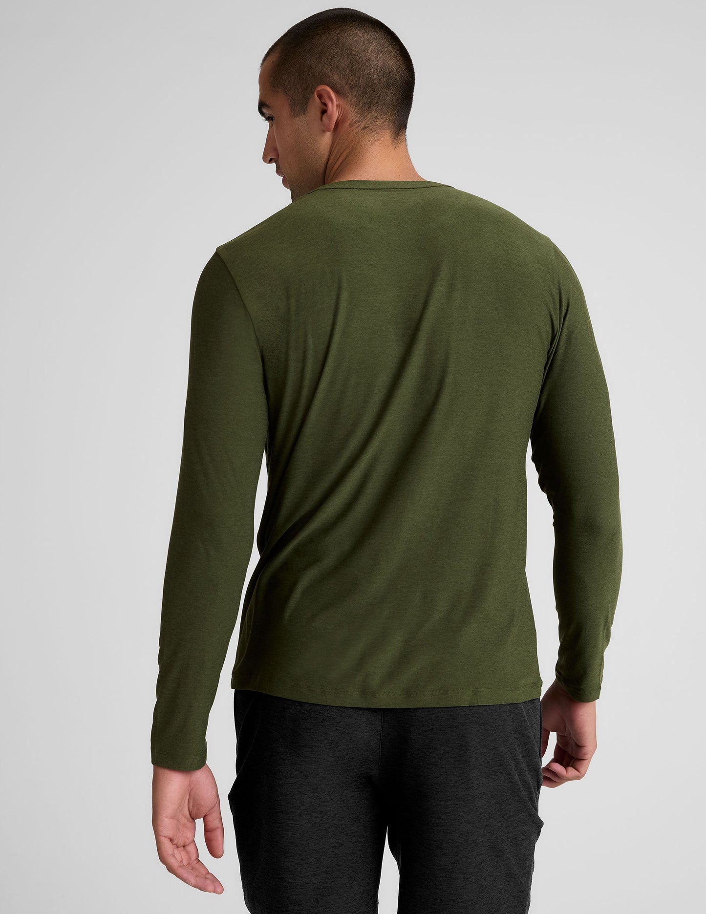 Beyond Yoga Men's Featherweight Long Sleeve Crew Neck Performance Top