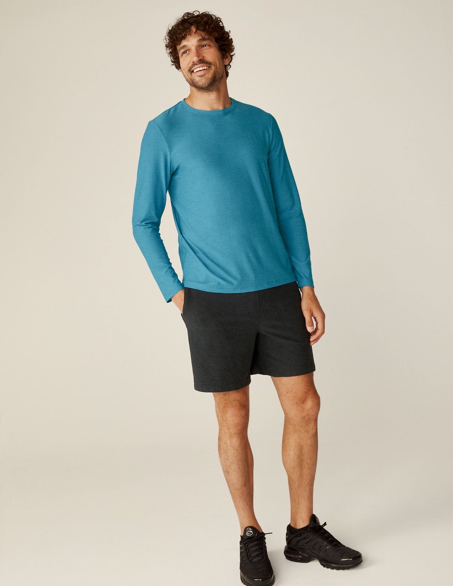 Men's Lightweight Cali Blue Long Sleeve Crew Neck Performance Top