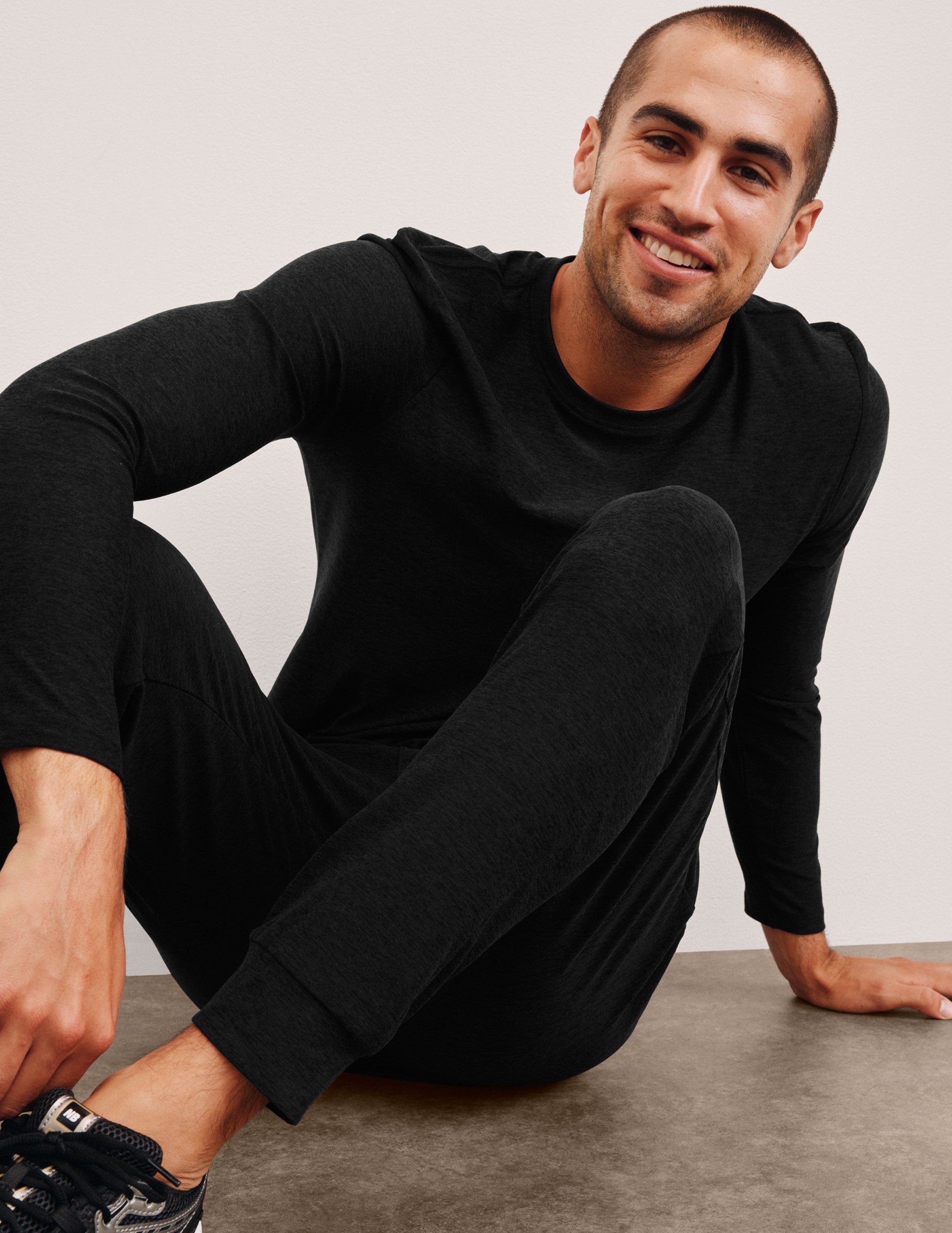 Men's Ultra-Soft Long Sleeve Crew Tee Shirt - Ultimate Everyday Comfort