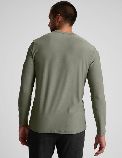 Men's Lightweight Crew Neck Long Sleeve Top, Ribbed Trim, Athletic Fit