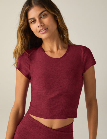 Featherweight Spacedye Twist Back Cropped Tee: Light, Breathable, Stylish Yoga