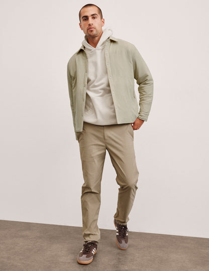 Comfortable Men's Essential Chino Trousers: Versatile, Tailored Fit, All-Day Wear