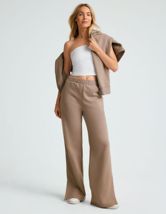 Luxurious LuxeFleece Wide Leg Pant: Ultra-Soft, Relaxed Fit, Stylish Comfort