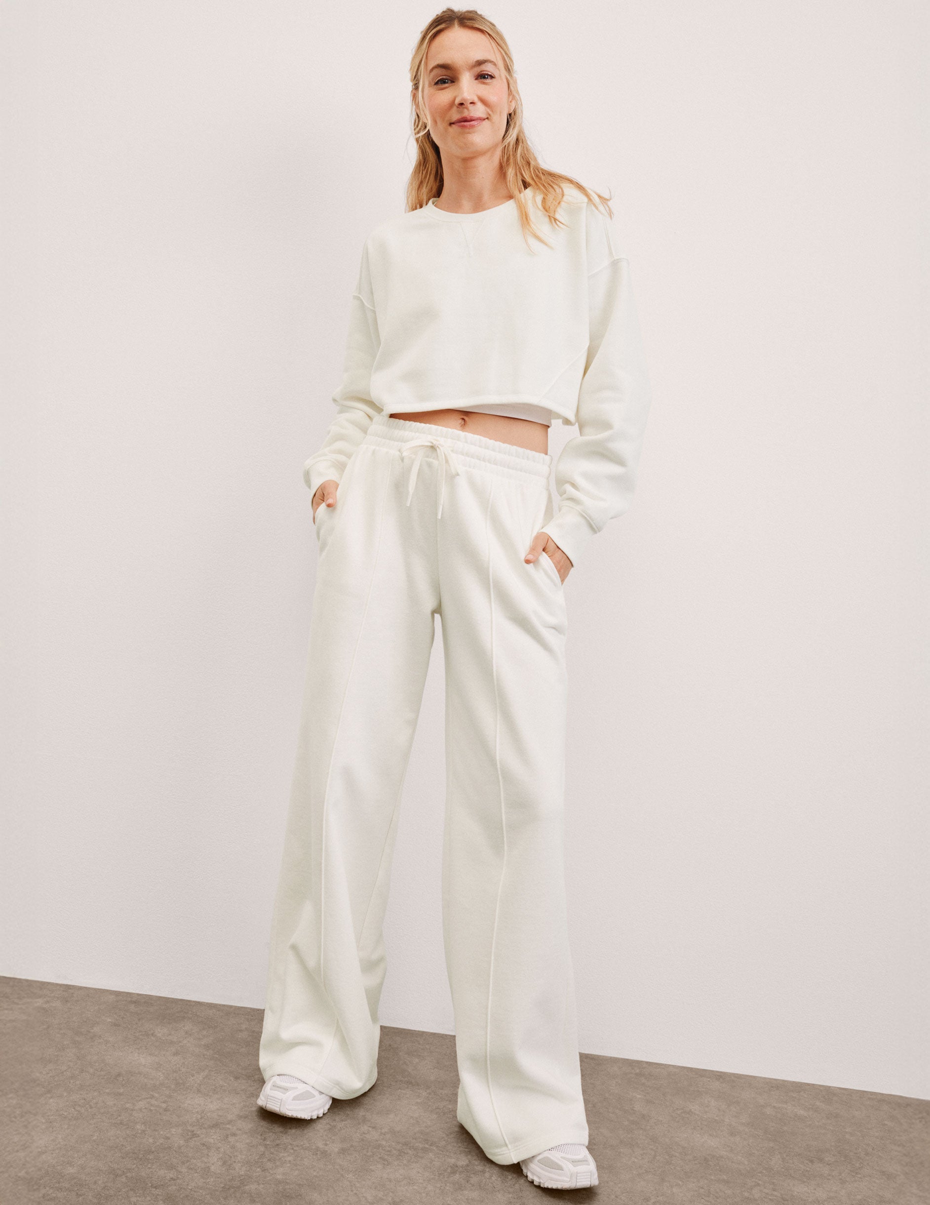 Luxurious LuxeFleece Pintuck Wide Leg Pants - Ultra-Soft Comfort, Stylish Relaxed Fit