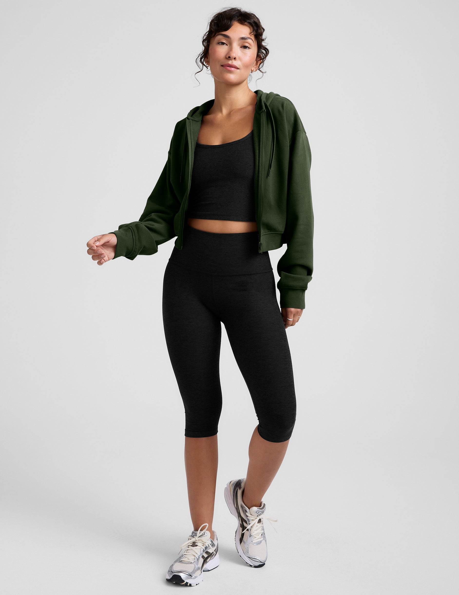Ultra-Soft LuxeFleece Zip-Up Hoodie: Cozy Comfort, Relaxed Fit, Everyday Style