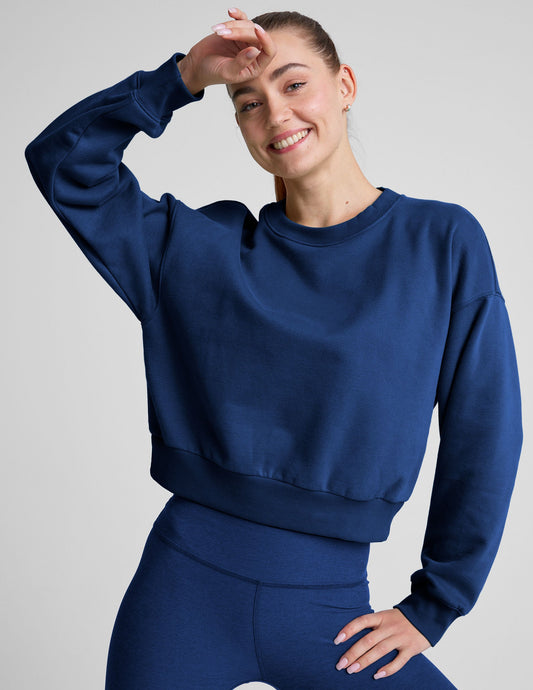 Luxurious Soft Fleece Crewneck Sweatshirt for Cozy-Chic Everyday Comfort Style