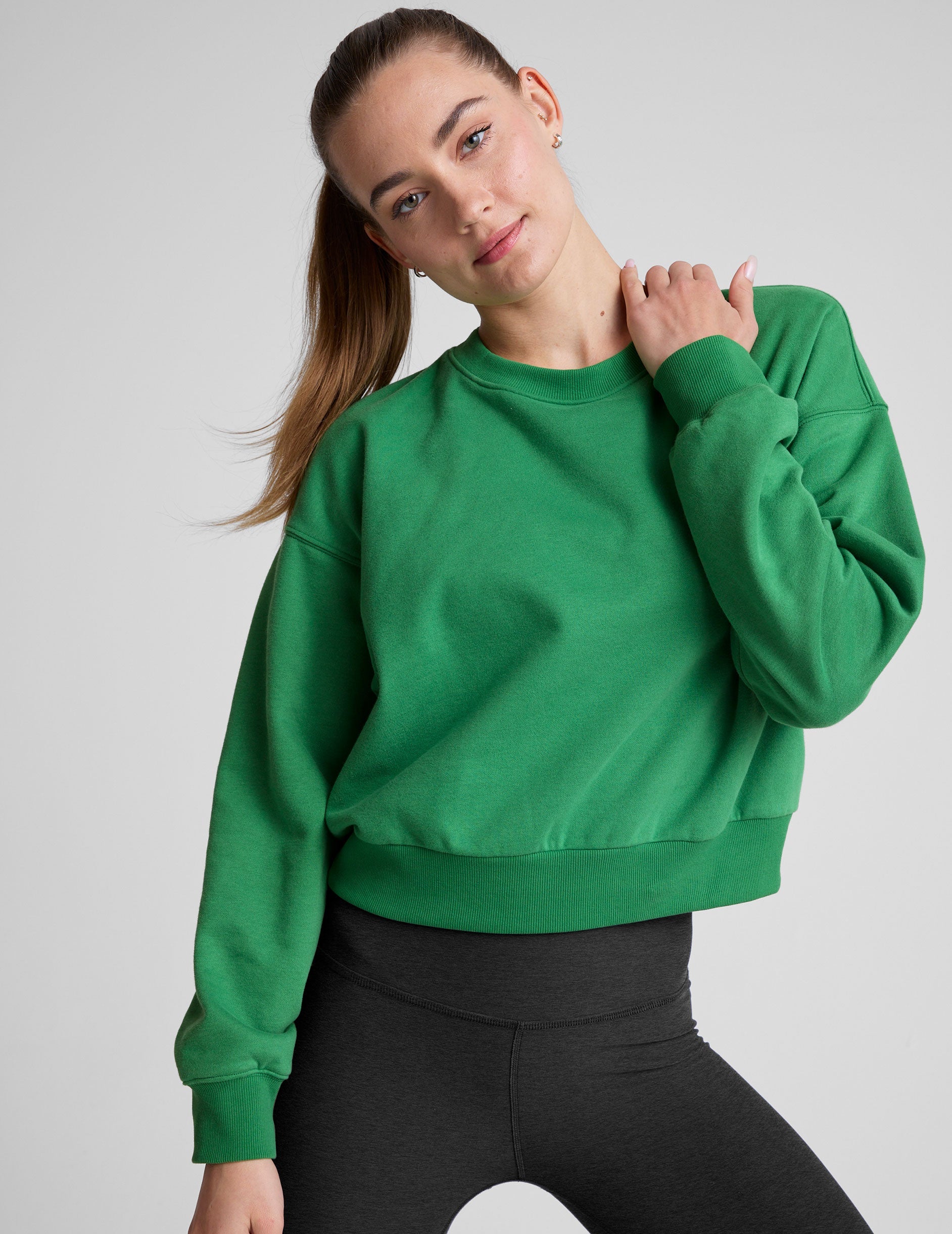 Cozy LuxeFleece Crewneck Sweatshirt: Relaxed Fit, Soft Home Court Green Comfort