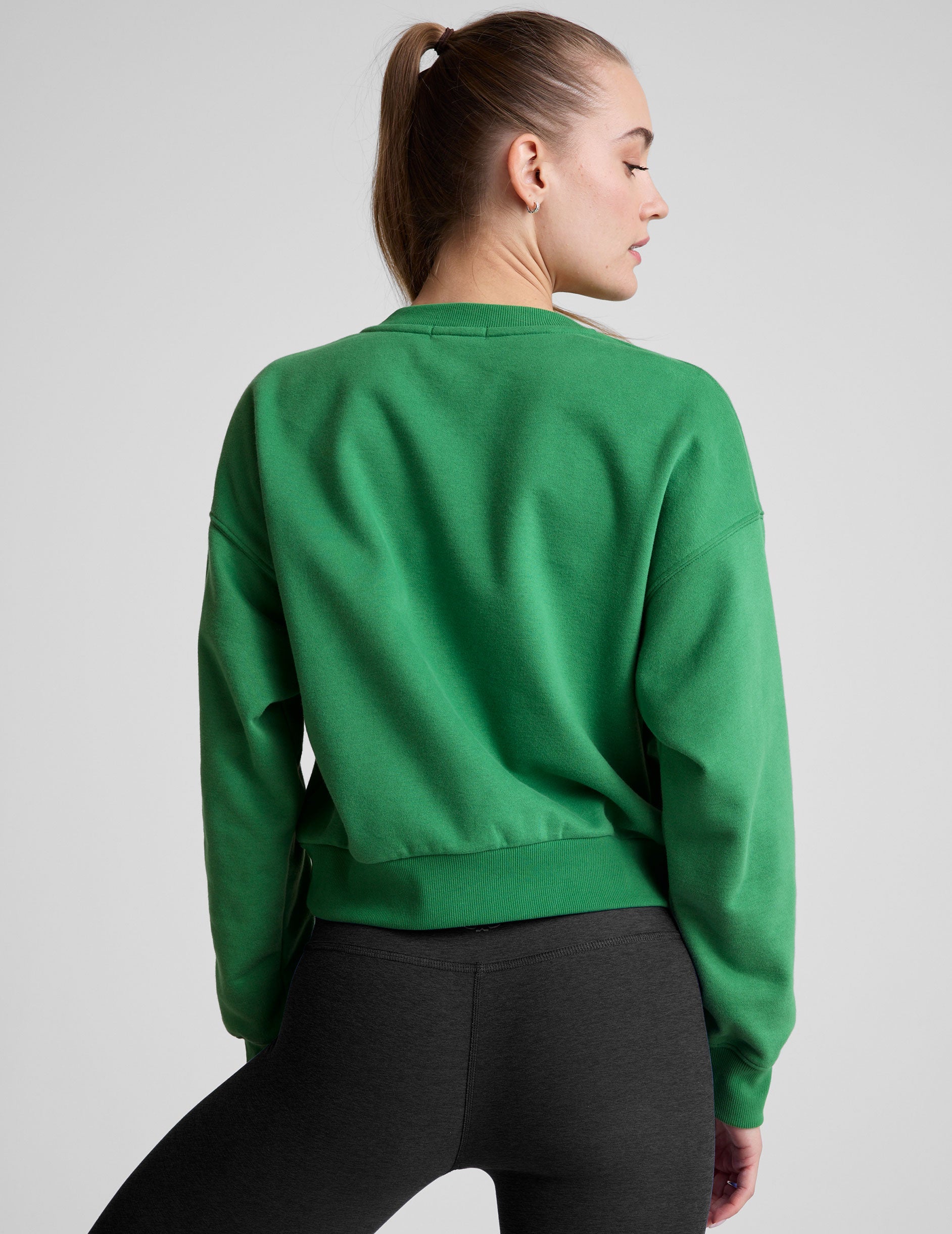 Cozy LuxeFleece Crewneck Sweatshirt: Relaxed Fit, Soft Home Court Green Comfort