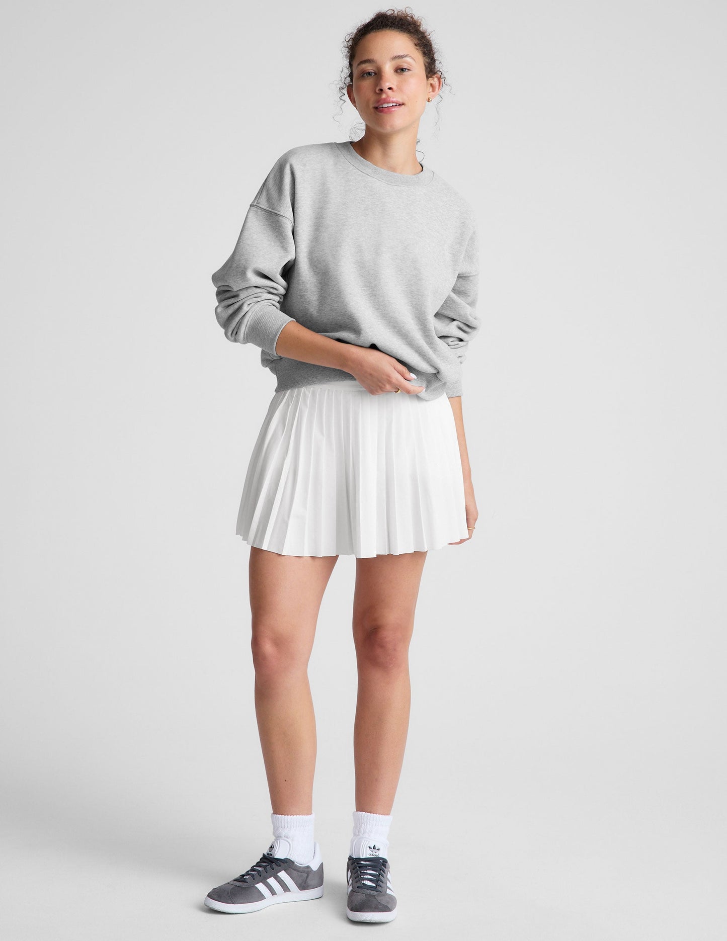 Ultra-Soft LuxeFleece Crewneck Sweatshirt: Cozy Relaxed Fit Everyday Comfort Pullover Top