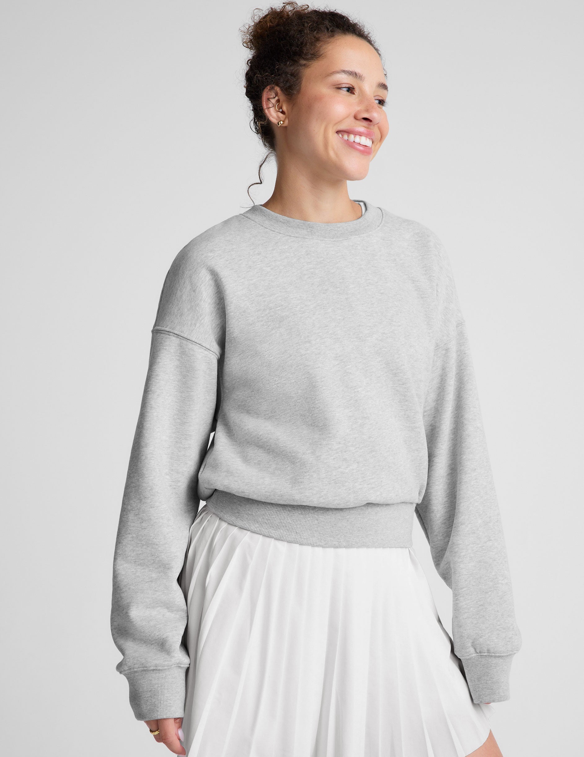 Ultra-Soft LuxeFleece Crewneck Sweatshirt: Cozy Relaxed Fit Everyday Comfort Pullover Top
