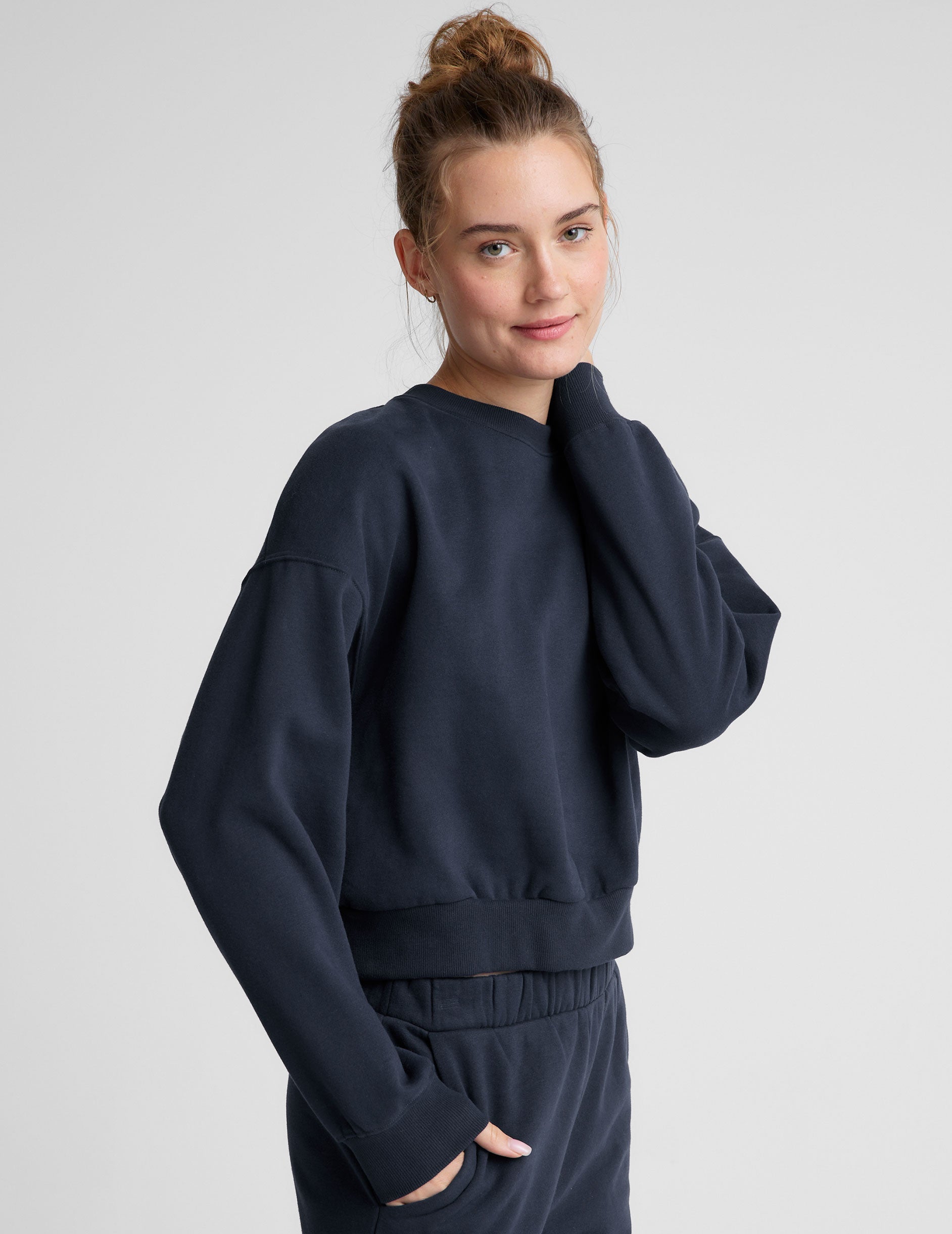 Ultra-Soft LuxeFleece Crewneck Sweatshirt for Cozy Comfort and Casual Style
