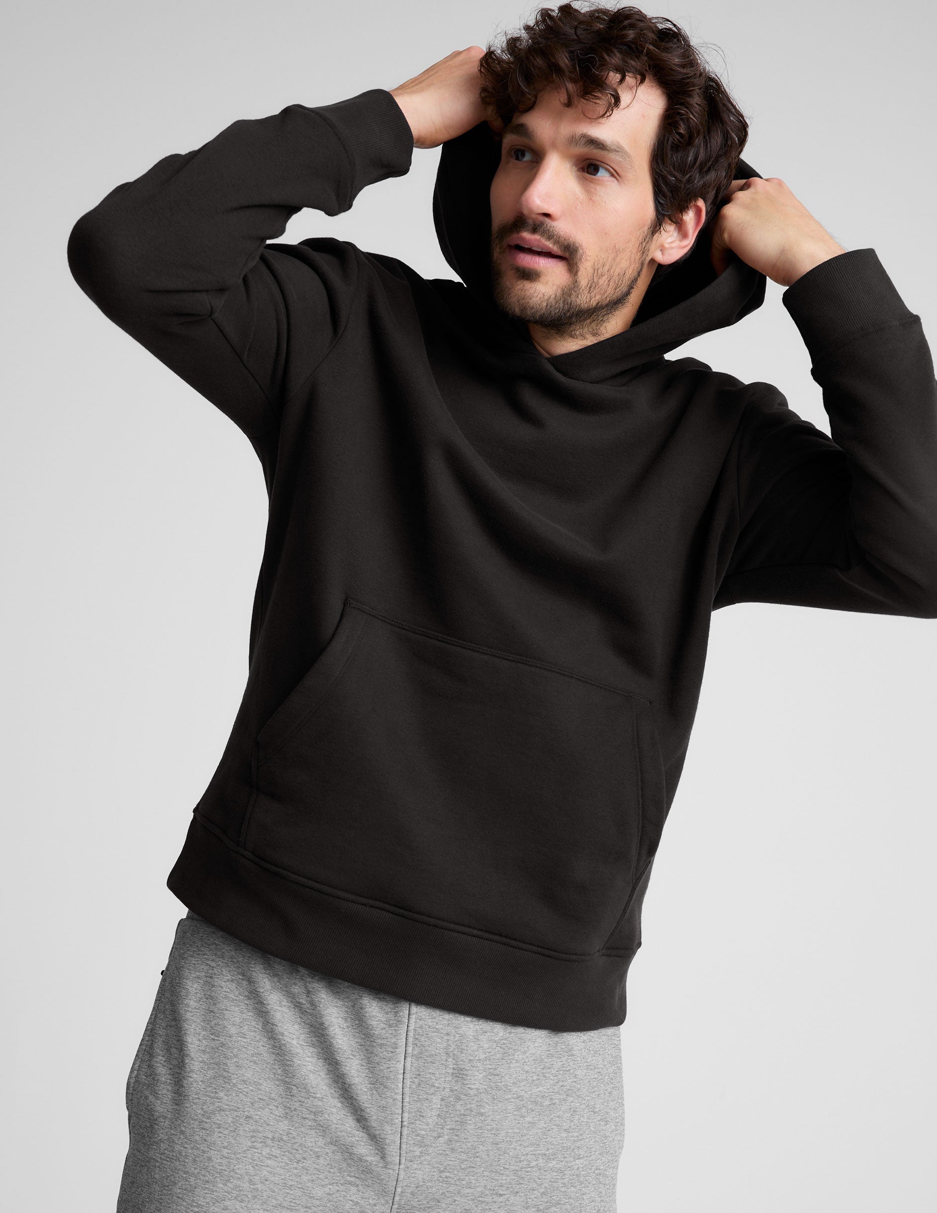 Ultimate Universal Fit Black Fleece Hoodie: Cozy Comfort, Ribbed Trim, Kangaroo Pocket