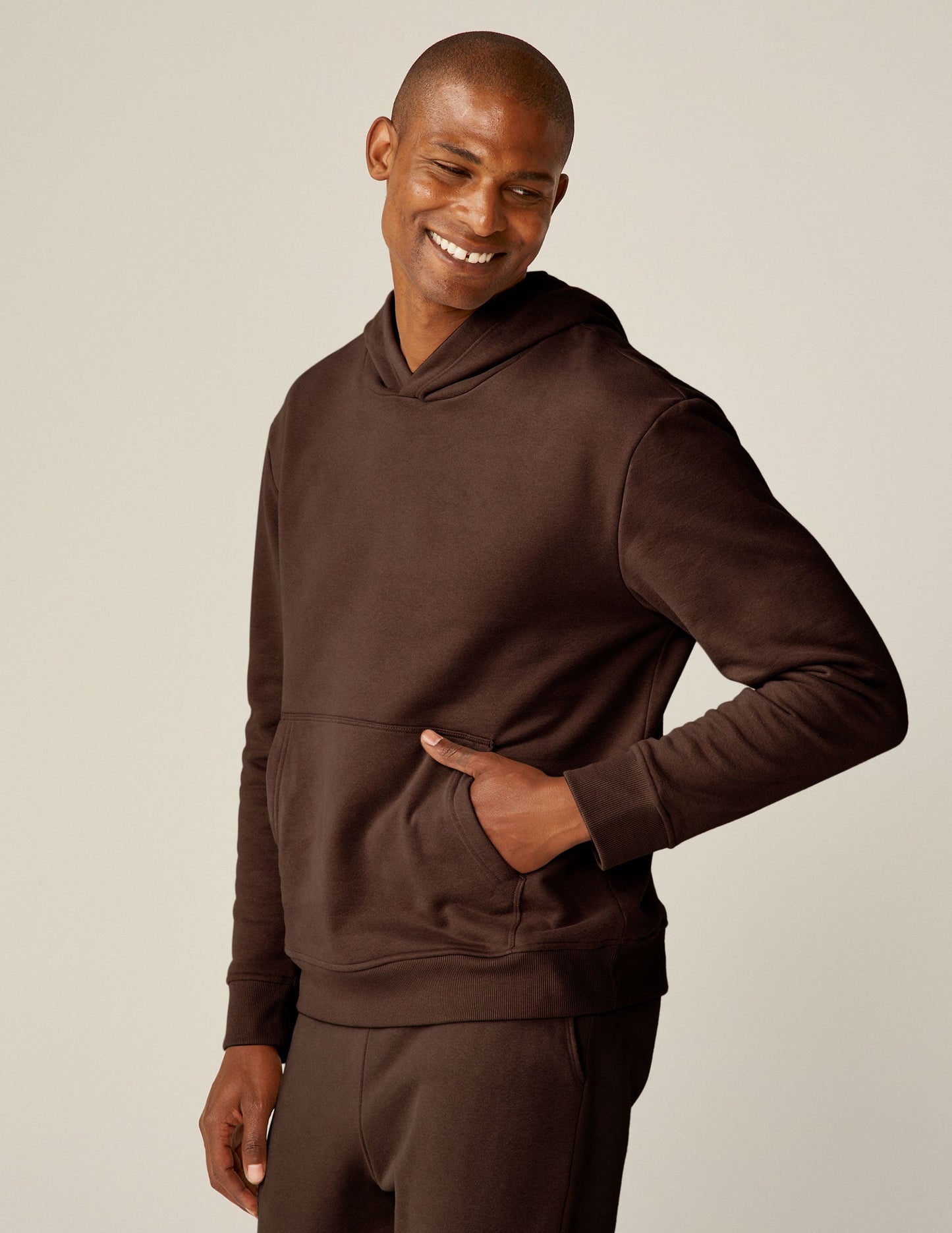 Universal Fit LuxeFleece Hoodie - Cozy Espresso Brown Pullover with Kangaroo Pocket