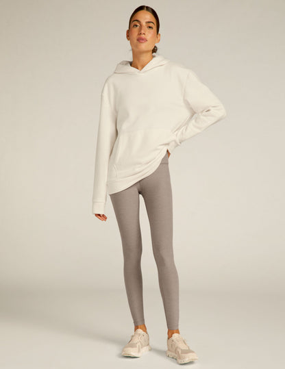 Comfortable Universal Fit Unisex Hoodie with Kangaroo Pocket and Ribbed Trim