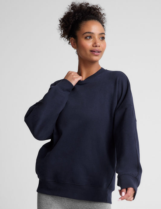 LuxeFleece Ultra-Soft Oversized Crewneck Sweatshirt: Cozy Comfort, Relaxed Vintage Style