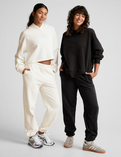 LuxeFleece Oversized Crew Neck Sweatshirt: Ultimate Comfort & Style