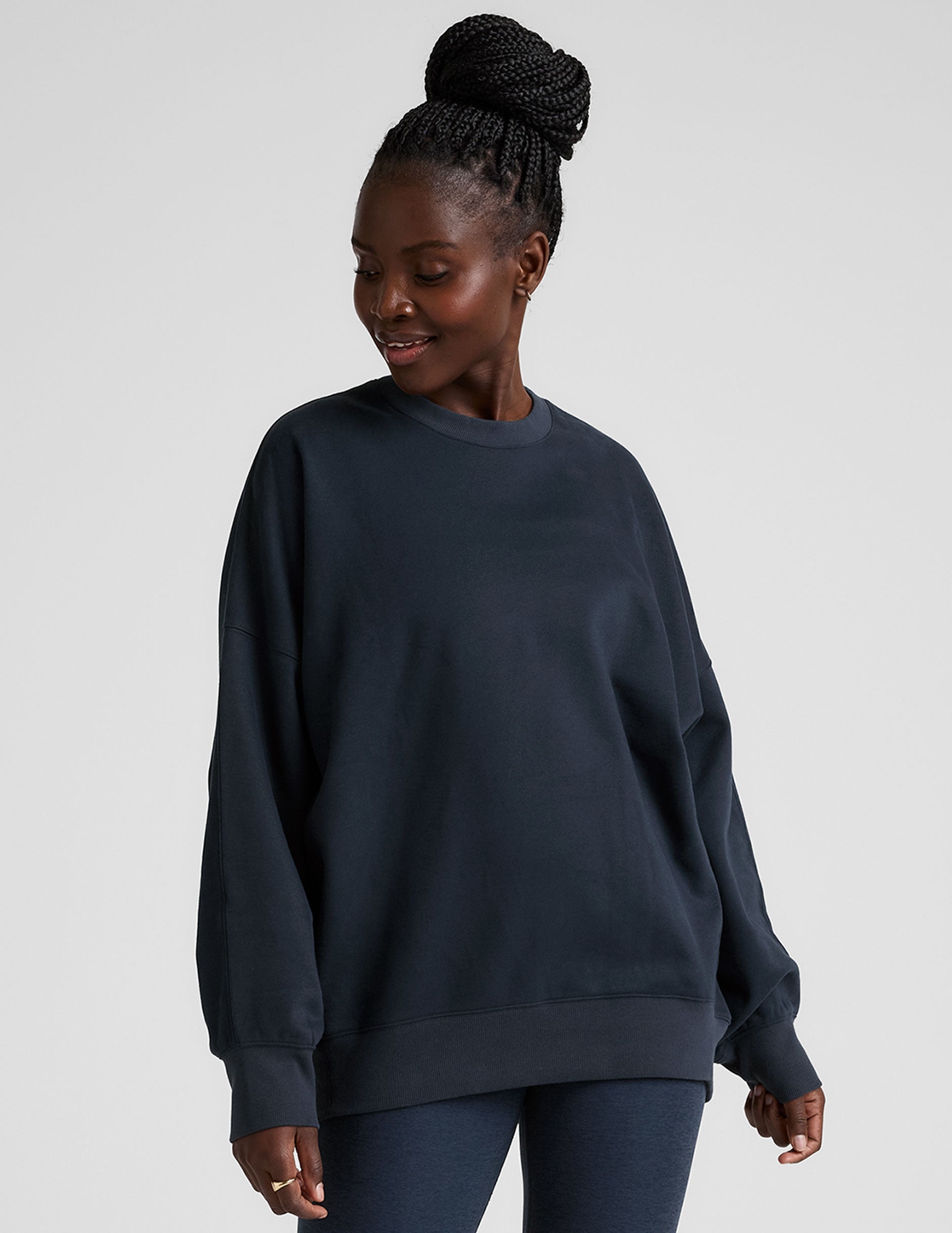 Ultra-Soft LuxeFleece Oversized Crew Neck Sweatshirt for Supreme Comfort