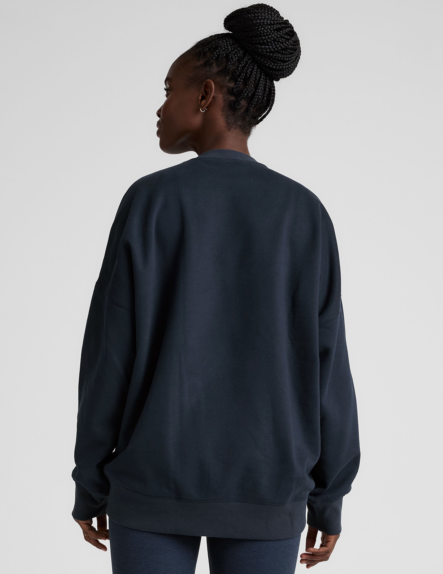 Ultra-Soft LuxeFleece Oversized Crew Neck Sweatshirt for Supreme Comfort