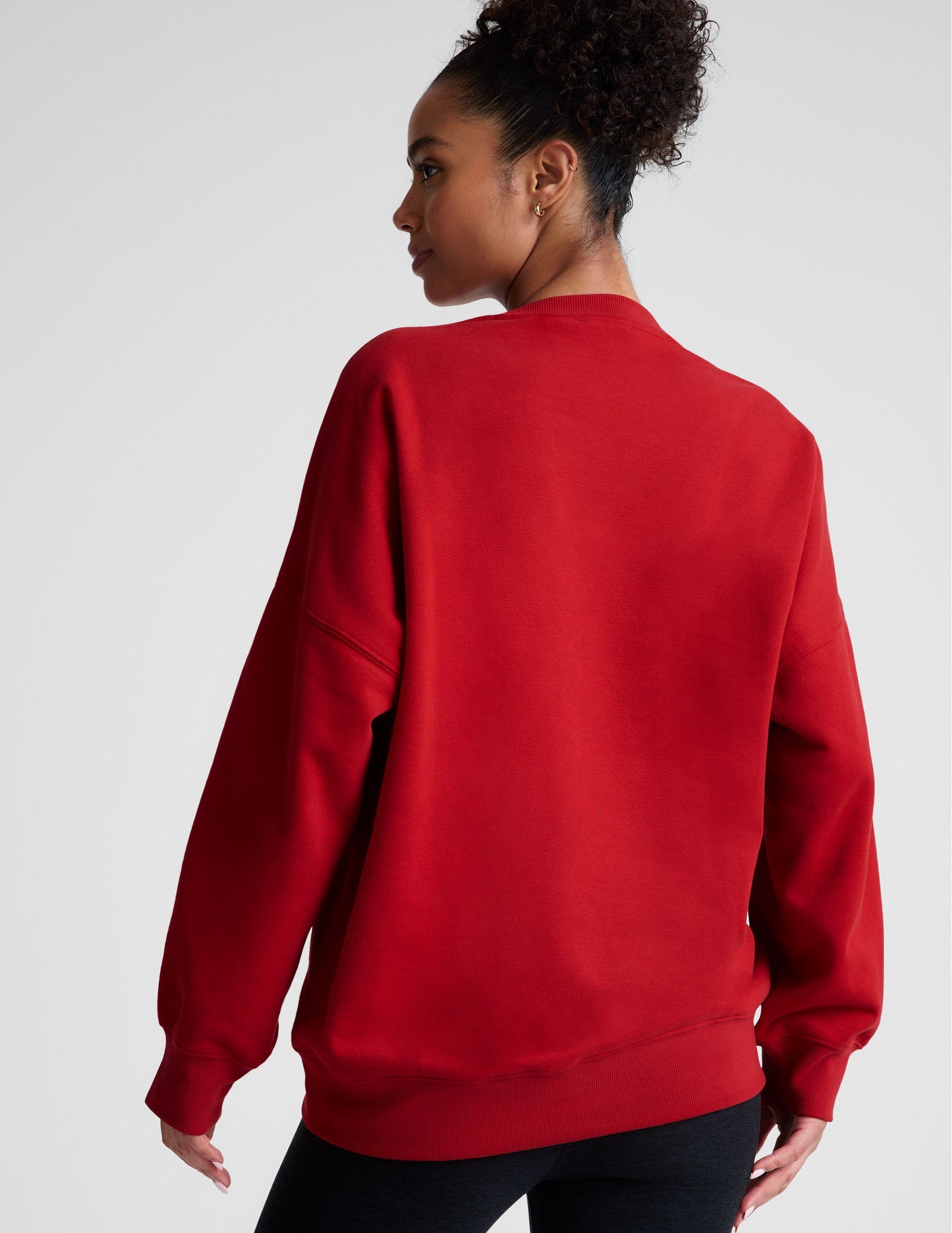 Plush LuxeFleece Oversized Crewneck Sweatshirt: Ultimate Cozy Comfort, Relaxed Style