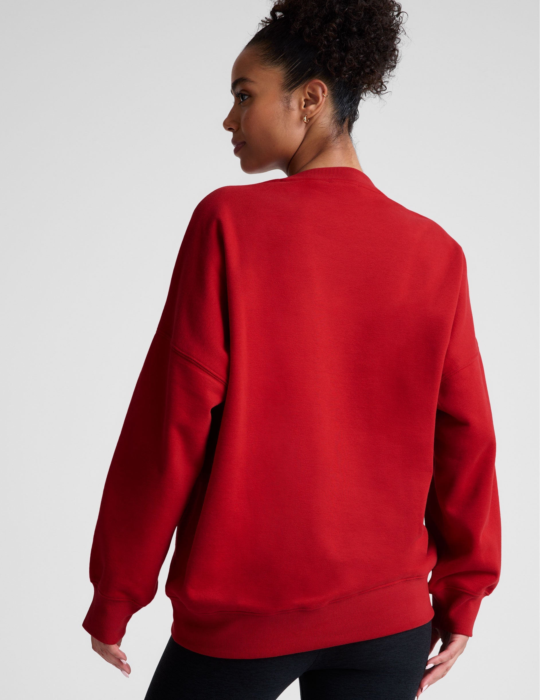 Plush LuxeFleece Oversized Crewneck Sweatshirt: Ultimate Cozy Comfort, Relaxed Style
