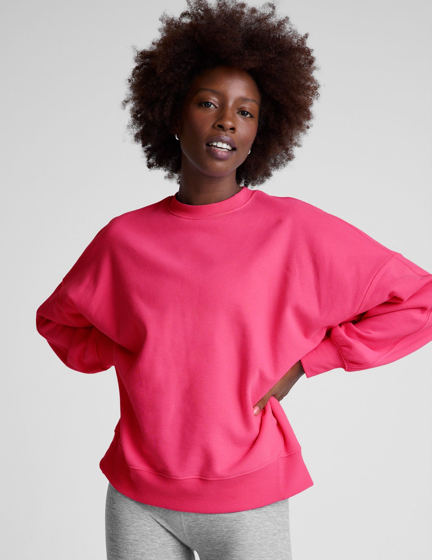 LuxeFleece Oversized Scoop Neck Sweatshirt: Ultra-Soft Cozy Comfort & Relaxed Fit
