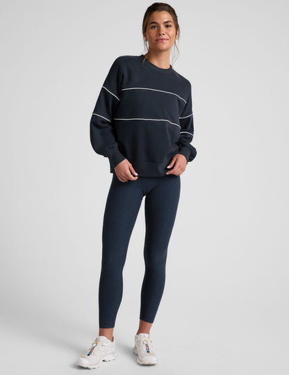 Luxurious Oversized Fleece Piper Sweatshirt: Ultimate Comfort, Stylish Contrast Piping Detail