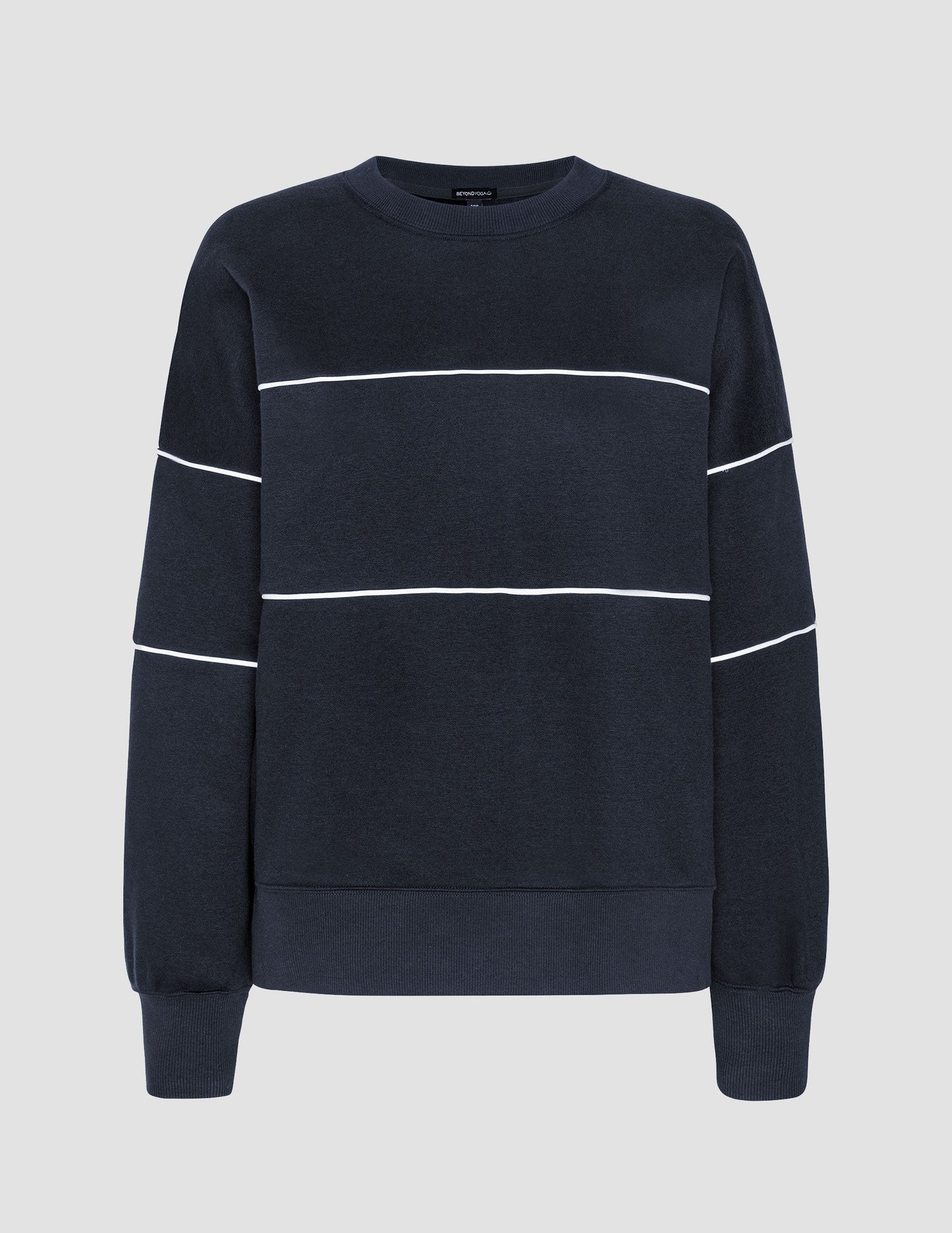 Luxurious Oversized Fleece Piper Sweatshirt: Ultimate Comfort, Stylish Contrast Piping Detail