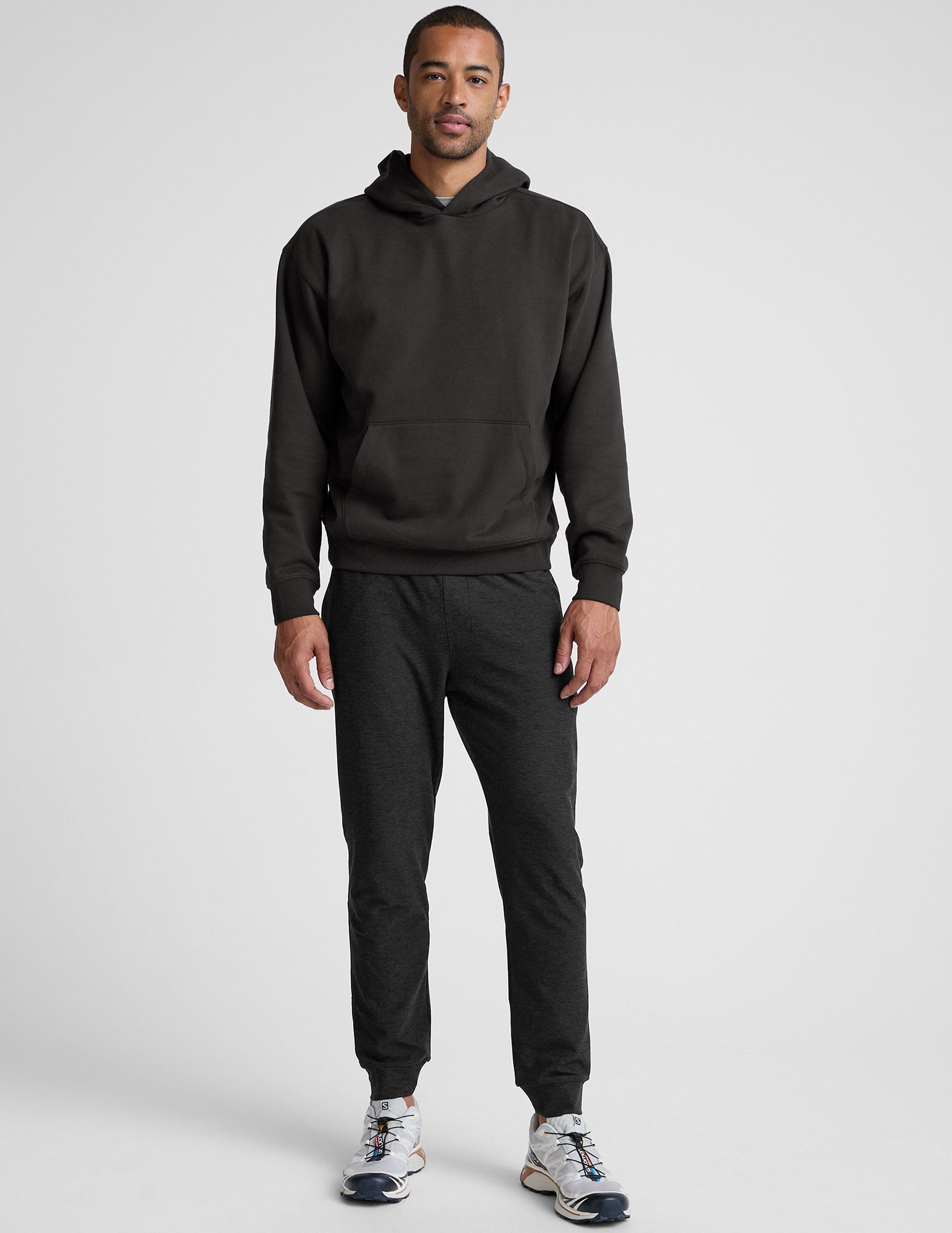 Comfortable LuxeFleece Men's Hoodie: Relaxed Fit, Kangaroo Pocket, Ribbed Cuffs