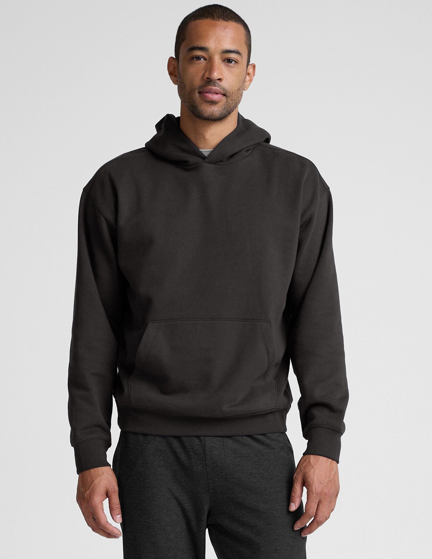 Comfortable LuxeFleece Men's Hoodie: Relaxed Fit, Kangaroo Pocket, Ribbed Cuffs