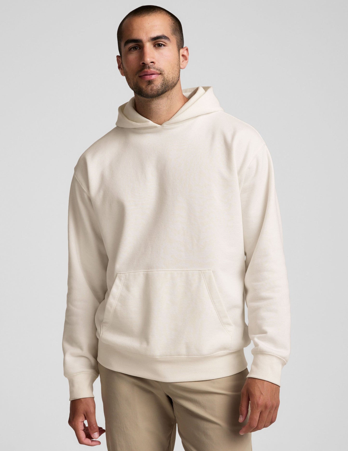 Cozy Plush Fleece Men's Hoodie: Relaxed Fit, Warm Comfort, Kangaroo Pocket